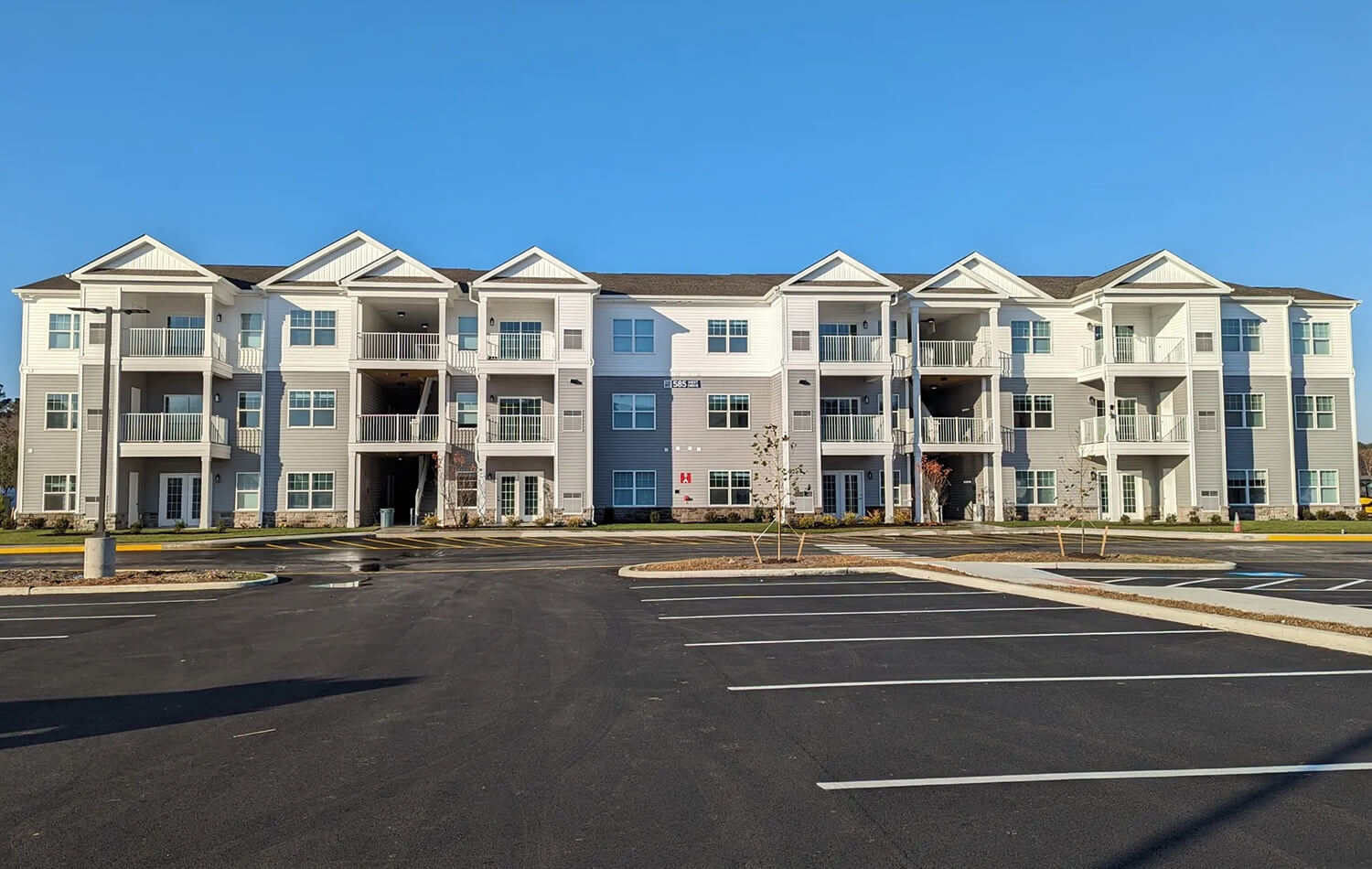 MULTIPLE BLDS (ROOFING, VINYL)