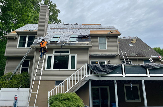 Common Issues with Roofs, Siding and Windows works